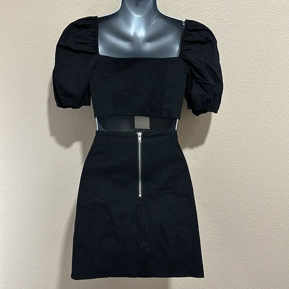 HOT & DELICIOUS 2 Piece Miniskirt and Crop Top Set Clubwear, Size M, NWT - Picture 4 of 10